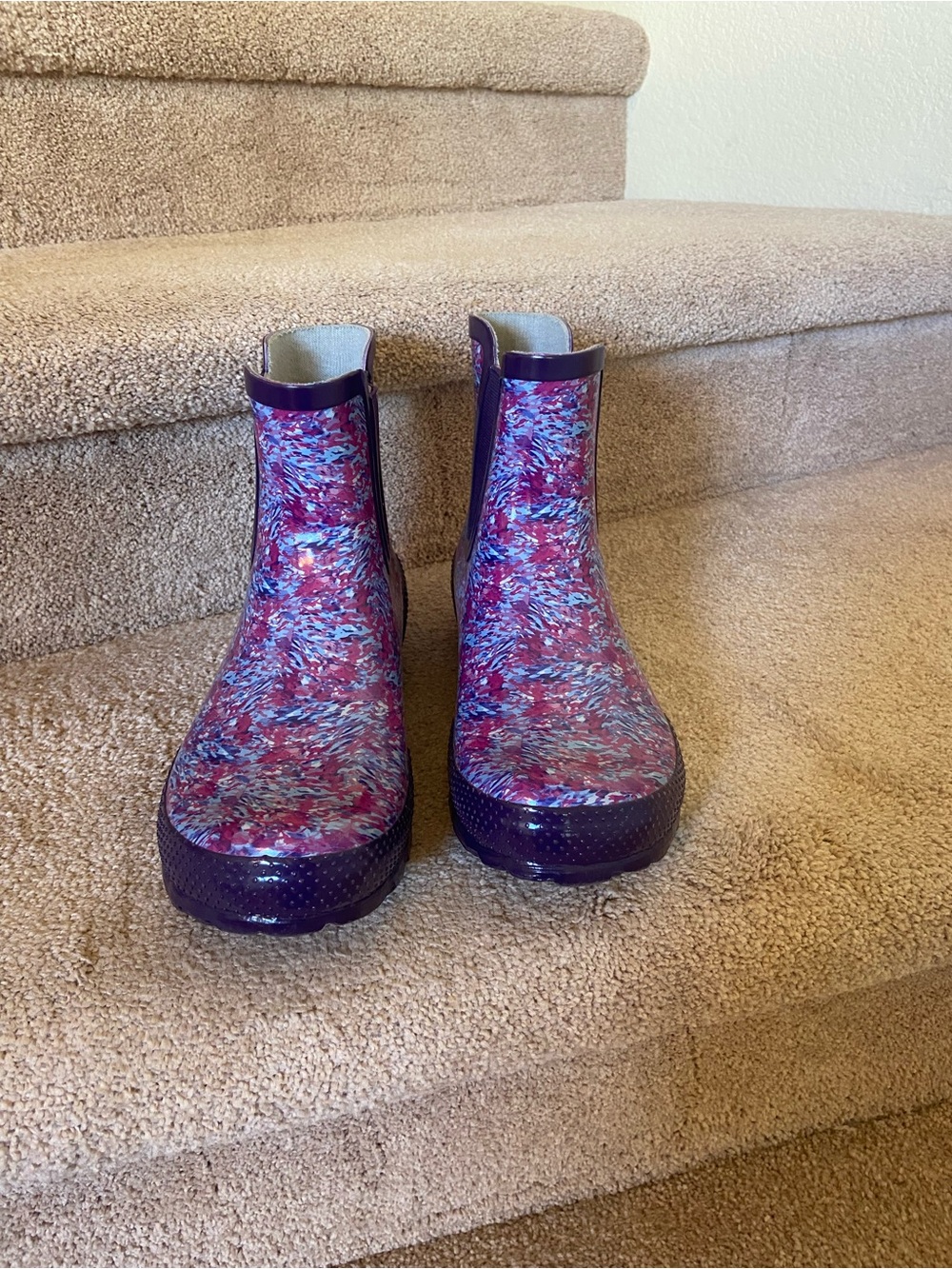 CROCS Purple Multi-Color Short Rain Boots